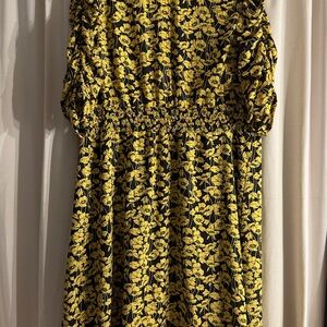 Who What Wear Black and Yellow Floral Top